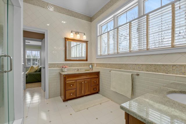 233 Everit Avenue, Hewlett Harbor, NY 11557