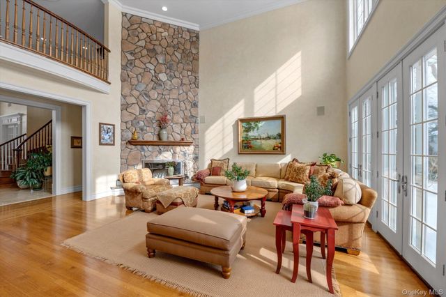 233 Everit Avenue, Hewlett Harbor, NY 11557