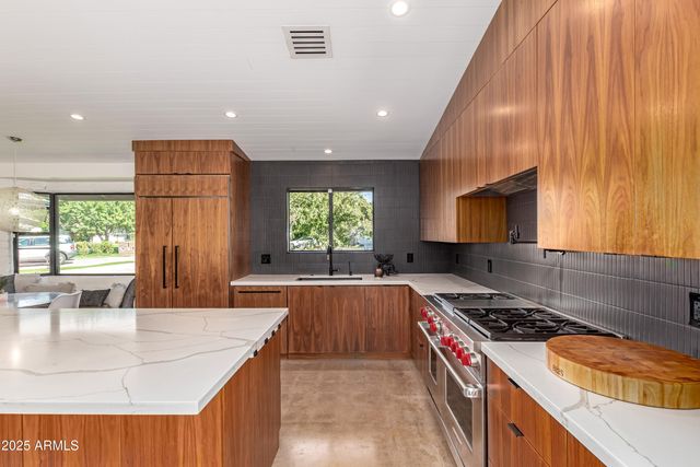 7340 N 6TH Way, Phoenix, AZ 85020