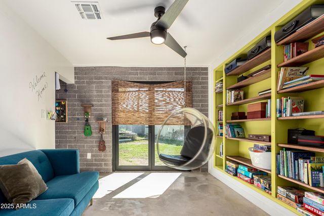 7340 N 6TH Way, Phoenix, AZ 85020