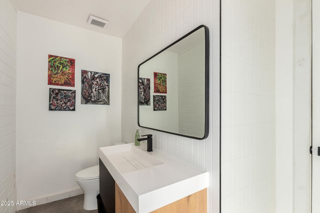 7340 N 6TH Way, Phoenix, AZ 85020