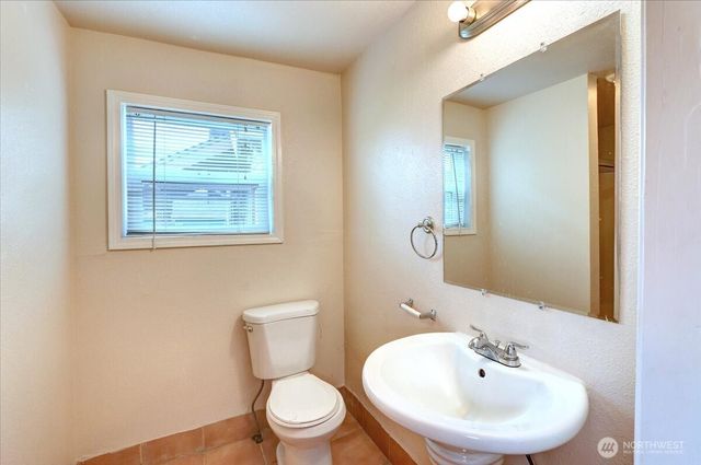 1807 S L Street, Tacoma, WA 98405