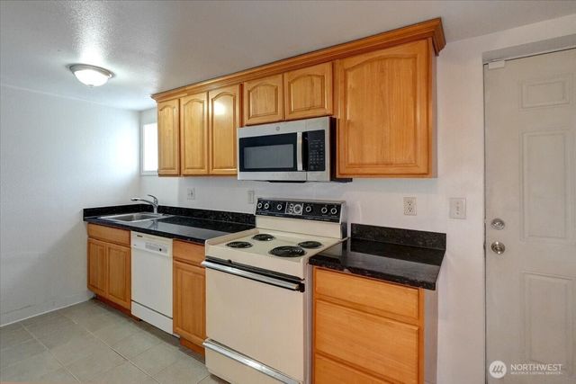 1807 S L Street, Tacoma, WA 98405