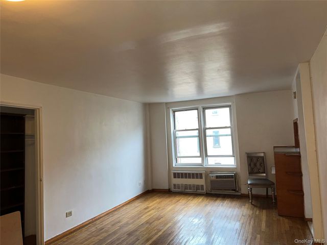 1332 Metropolitan Avenue 6A, Bronx, NY 10462