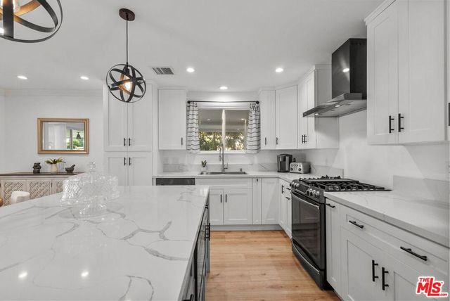 23367 Friar Street, Woodland Hills, CA 91367