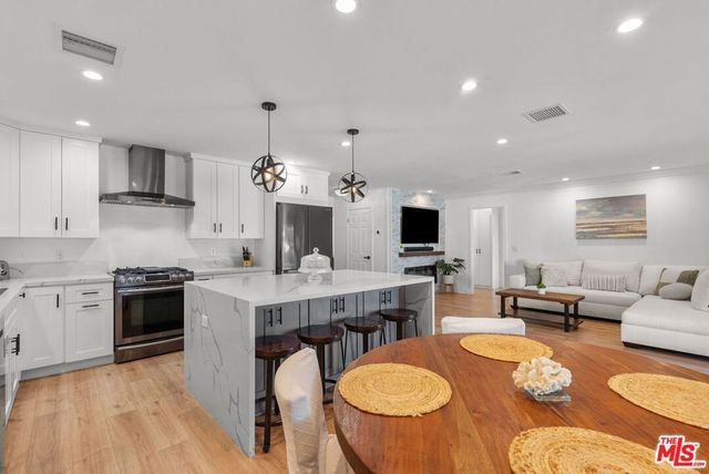 23367 Friar Street, Woodland Hills, CA 91367