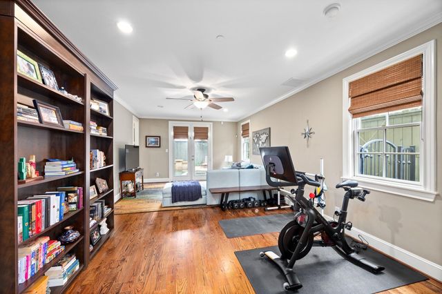 1230 W Bell Street, Houston, TX 77019