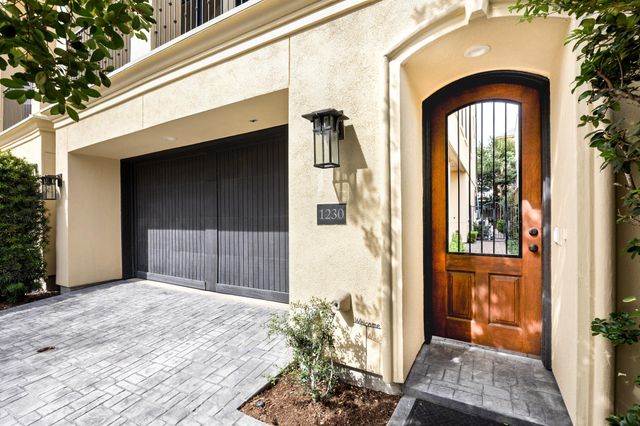 1230 W Bell Street, Houston, TX 77019