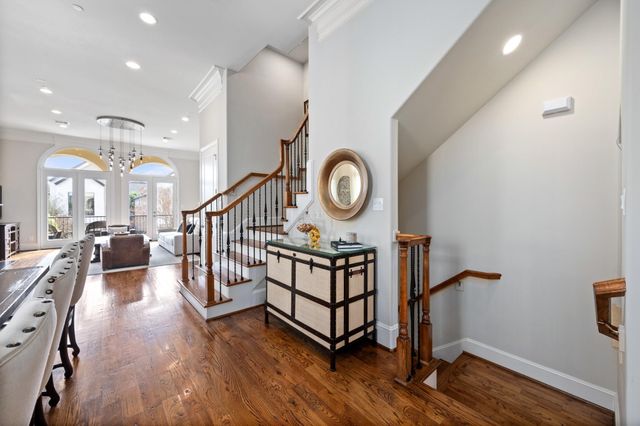 1230 W Bell Street, Houston, TX 77019