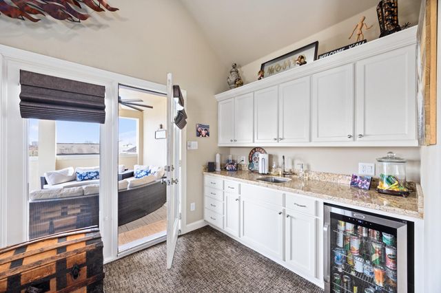 1230 W Bell Street, Houston, TX 77019