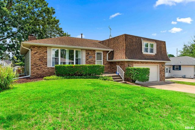1302 JEFFERSON Street, Pekin, IL 61554