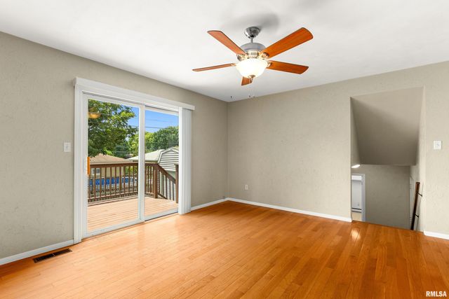 1302 JEFFERSON Street, Pekin, IL 61554
