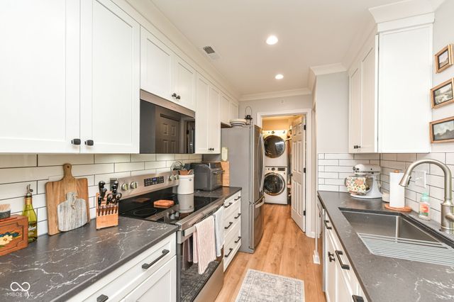 12517 Timber Creek Drive UNIT 4, Carmel, IN 46032