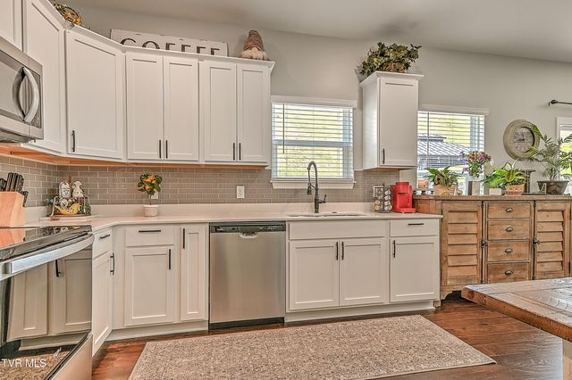 2552 Bridgeforth Crossing, Kingsport, TN 37664