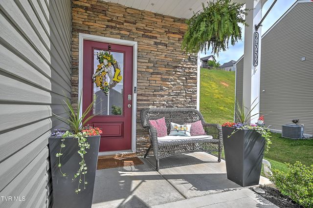 2552 Bridgeforth Crossing, Kingsport, TN 37664