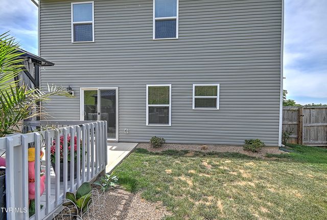 2552 Bridgeforth Crossing, Kingsport, TN 37664