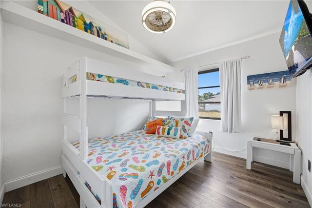 402 SW 28th ST, Cape Coral, FL 33914