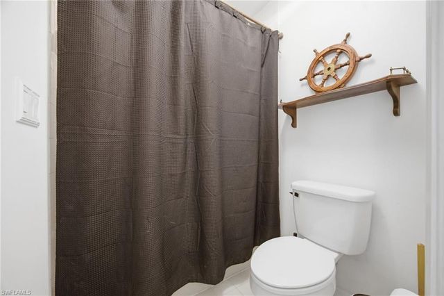 402 SW 28th ST, Cape Coral, FL 33914