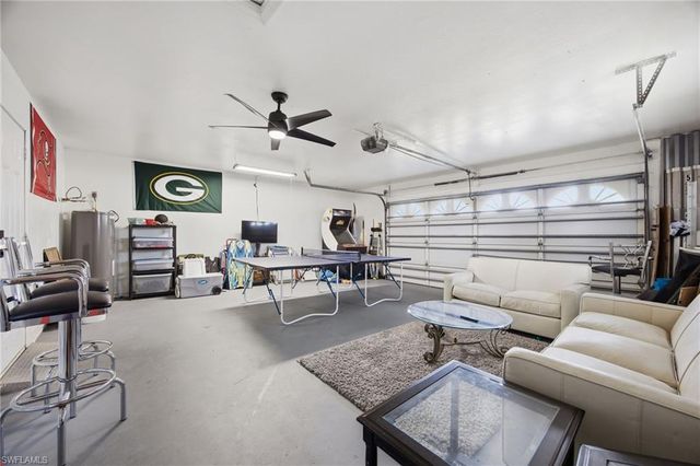 402 SW 28th ST, Cape Coral, FL 33914