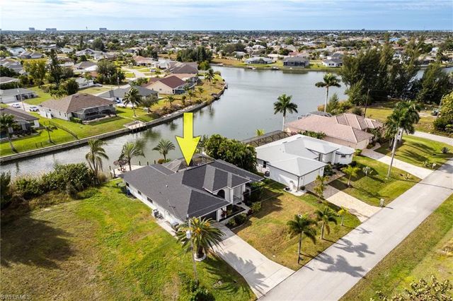 402 SW 28th ST, Cape Coral, FL 33914