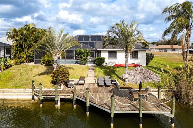 402 SW 28th ST, Cape Coral, FL 33914