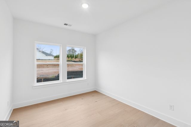 258 Strawberry Lane, Woodstock, GA 30189