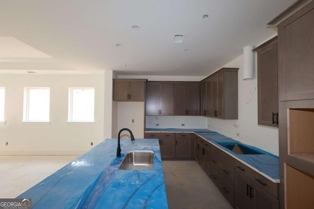 258 Strawberry Lane, Woodstock, GA 30189