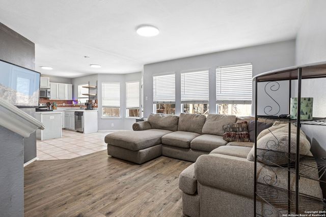 7219 Burns Crossing, San Antonio, TX 78250