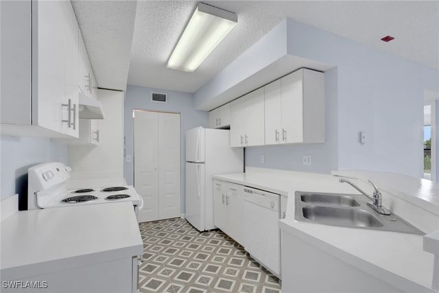 13565 Eagle Ridge DR 1124, Fort Myers, FL 33912