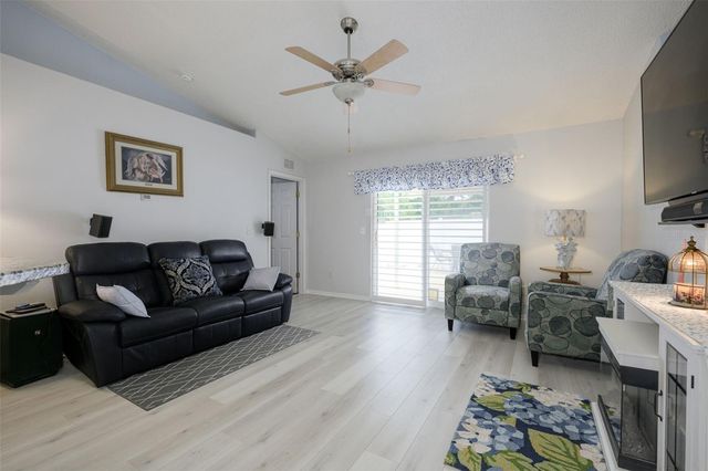 18 PHOENIX LANE, Palm Coast, FL 32164