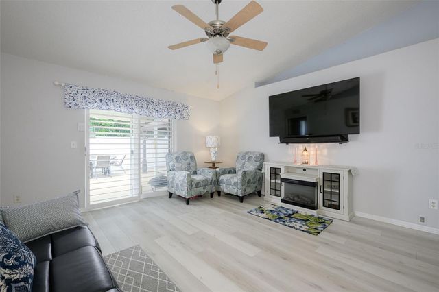 18 PHOENIX LANE, Palm Coast, FL 32164