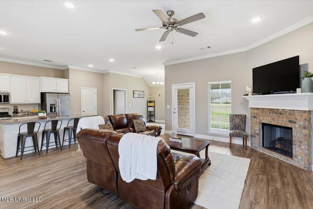 608 Westfield Drive, Pearl, MS 39208