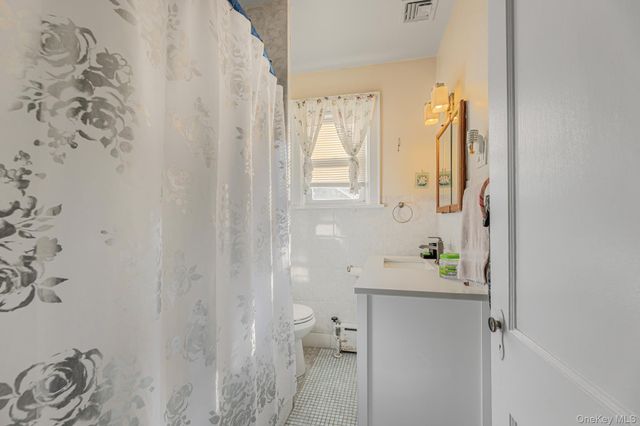 168 Stephenson Boulevard, New Rochelle, NY 10801