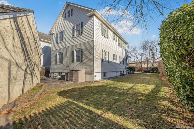 168 Stephenson Boulevard, New Rochelle, NY 10801