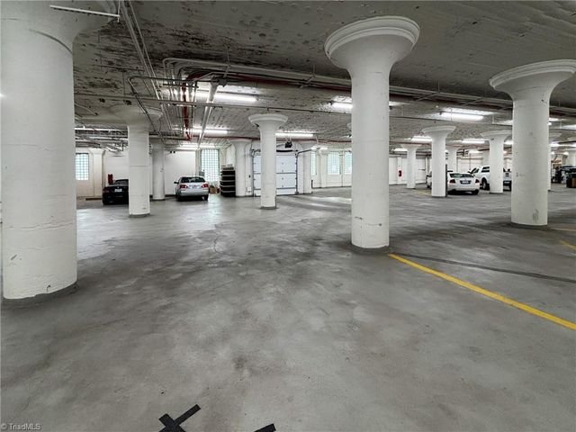 101 N Chestnut Street 7, Winston-salem, NC 27101