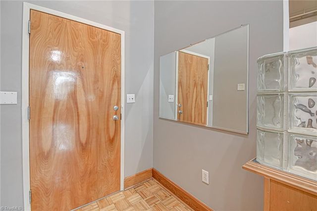 101 N Chestnut Street 7, Winston-salem, NC 27101