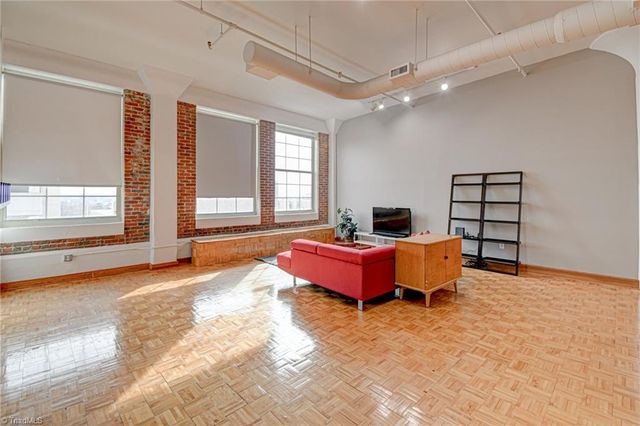 101 N Chestnut Street 7, Winston-salem, NC 27101