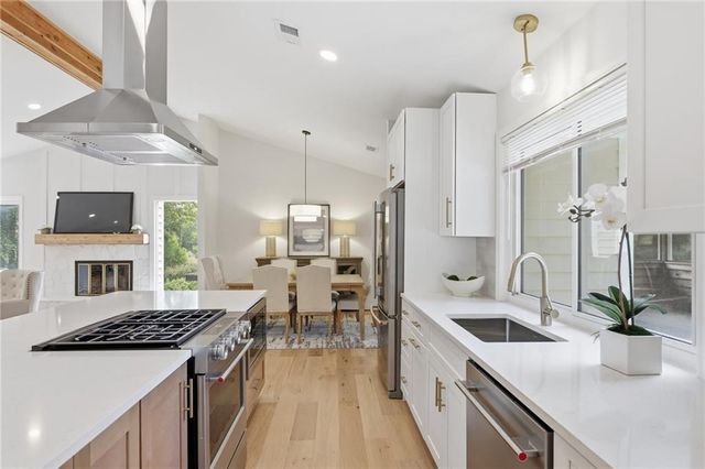 3313 Clubland Drive, Marietta, GA 30068