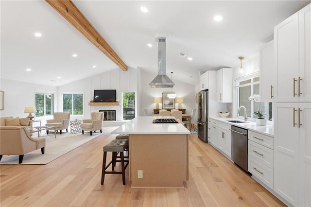 3313 Clubland Drive, Marietta, GA 30068