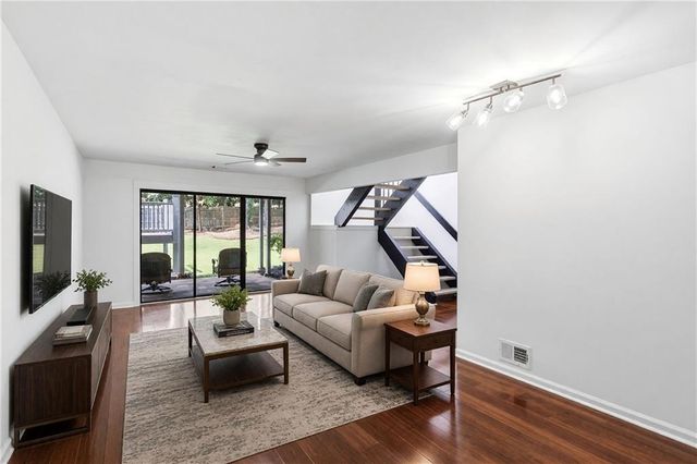 3313 Clubland Drive, Marietta, GA 30068