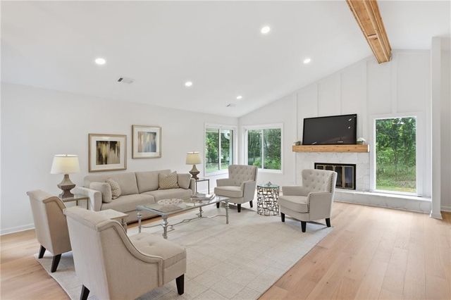 3313 Clubland Drive, Marietta, GA 30068