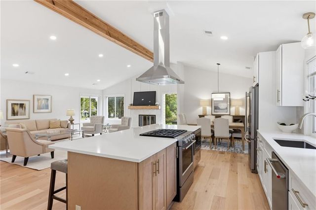 3313 Clubland Drive, Marietta, GA 30068