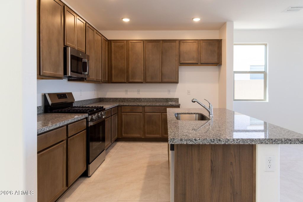 17535 N BOLERNO Drive, Maricopa, AZ 85138 — photo 3