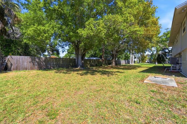 1312 51ST AVENUE DRIVE W, Palmetto, FL 34221