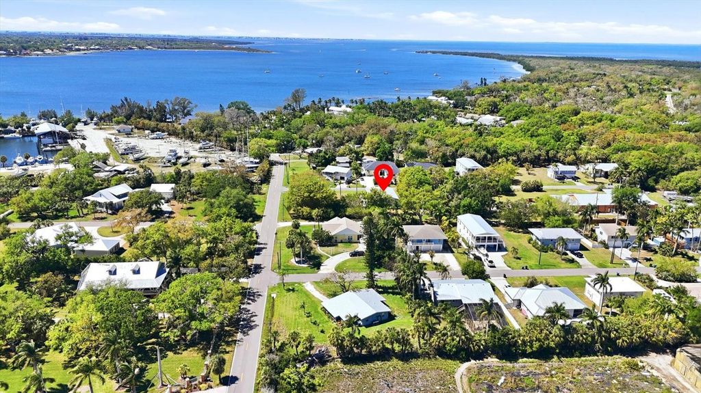 1312 51ST AVENUE DRIVE W, Palmetto, FL 34221