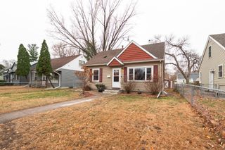 5247 James Avenue N, Minneapolis, MN 55430