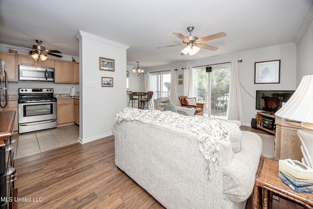 3230 Cumberland Road, 18, Ocean Springs, MS 39564