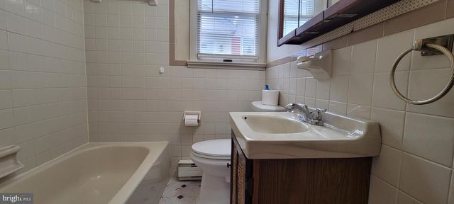 221 DEVONSHIRE RD, Hagerstown, MD 21740