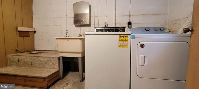 221 DEVONSHIRE RD, Hagerstown, MD 21740