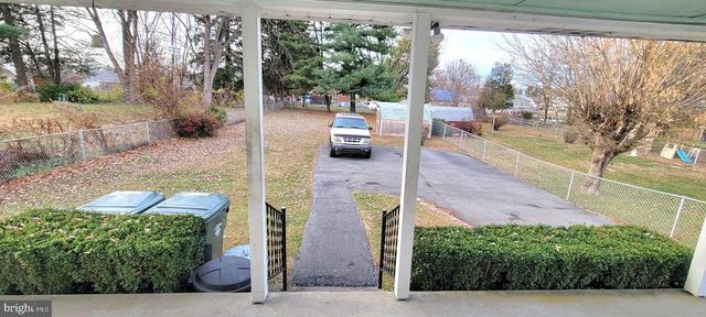 221 DEVONSHIRE RD, Hagerstown, MD 21740